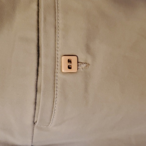 Tribal womens sz 10 Bermuda length shorts, great material, tan - Picture 6 of 14